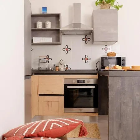 Apartment Apulialux Garruba Cozy & Parking *